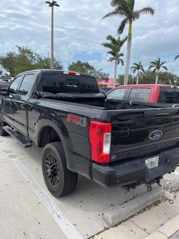 2019 ford f-350 lariat super duty