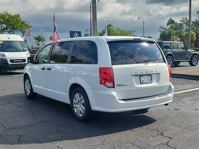 2020 dodge grand caravan se