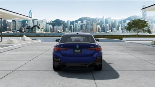2025 BMW i4