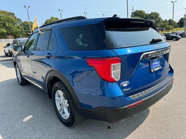 2021 ford explorer xlt