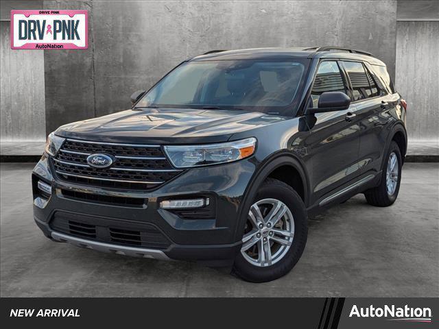 2022 ford explorer xlt