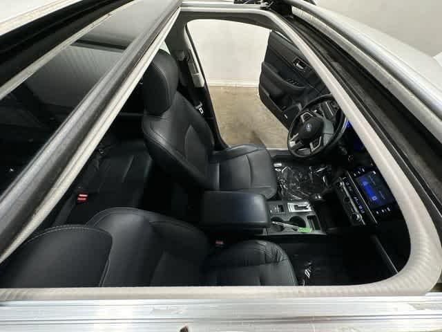 2016 subaru legacy limited