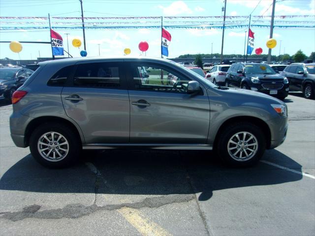 2011 mitsubishi outlander sport es