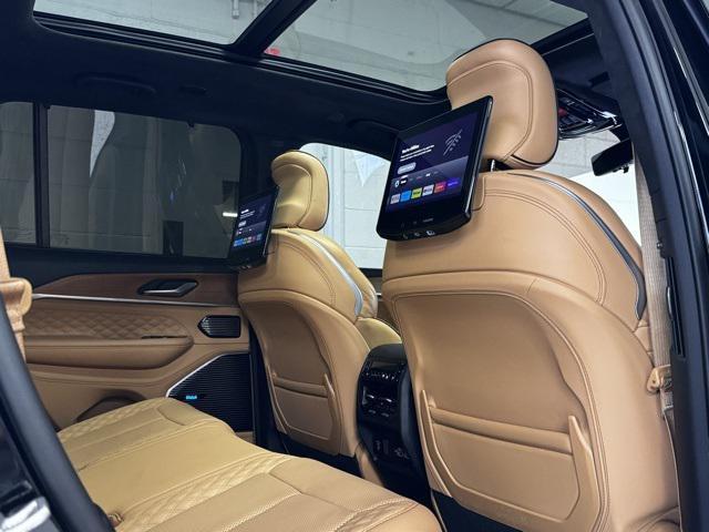 2023 jeep grand cherokee summit