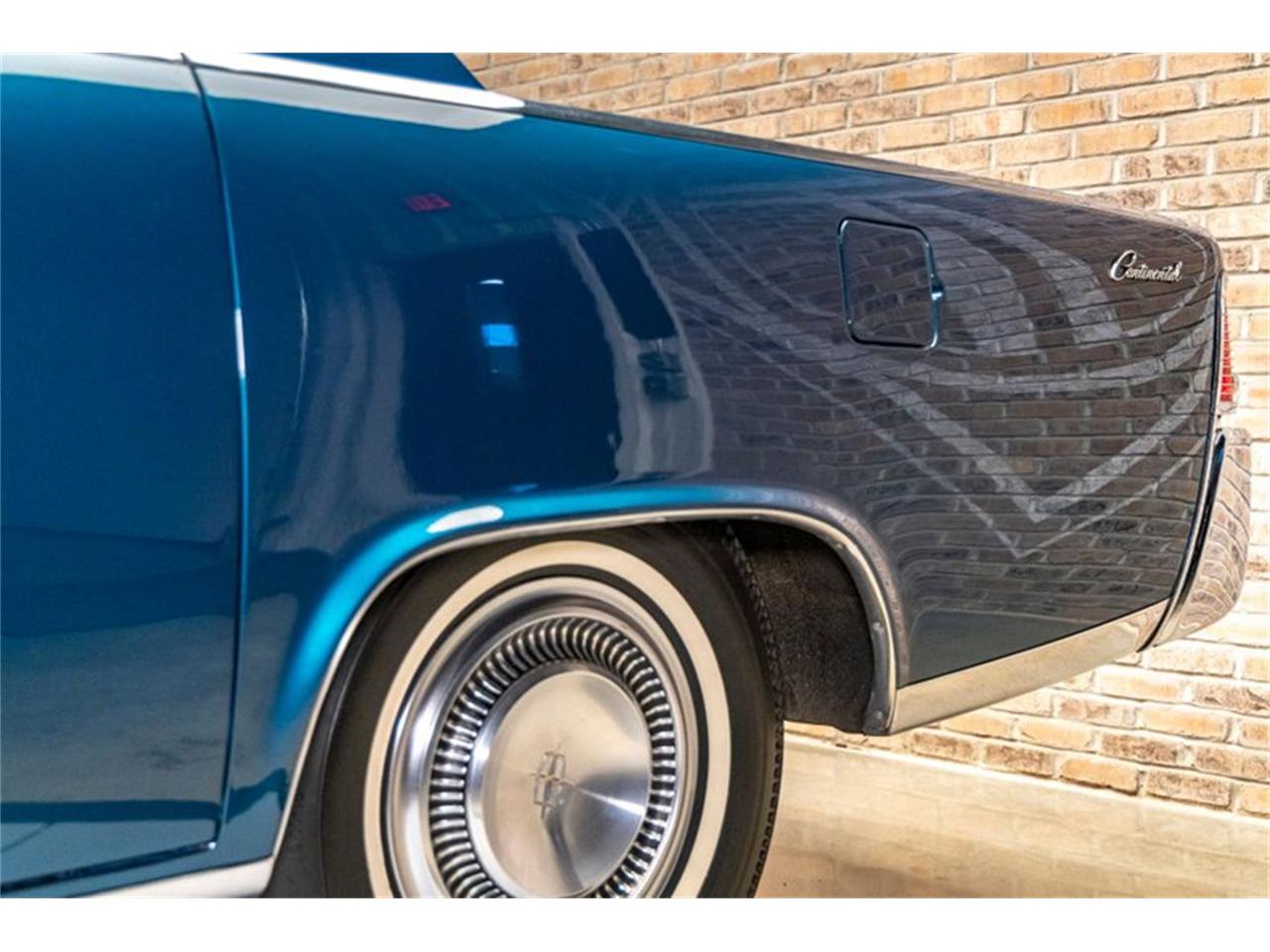 1965 lincoln continental
