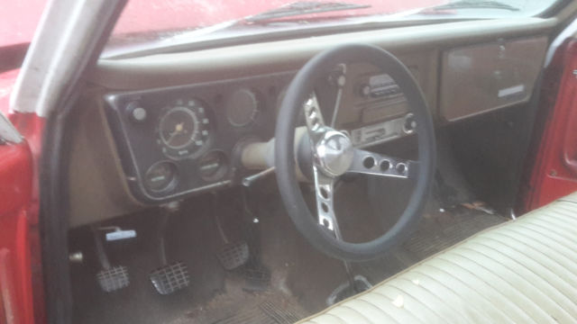 1970 chevrolet c-10 / 350 engine with 3 speed manual transmission