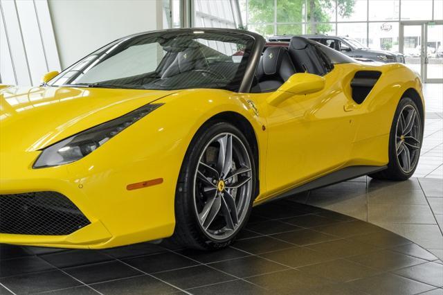 2017 ferrari 488 spider base