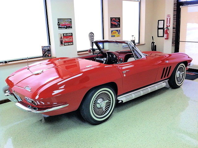 corvette 1965 convert,#'s match,4-sp,p/w.p/s,leather,red/red,side exh,ko's, nice