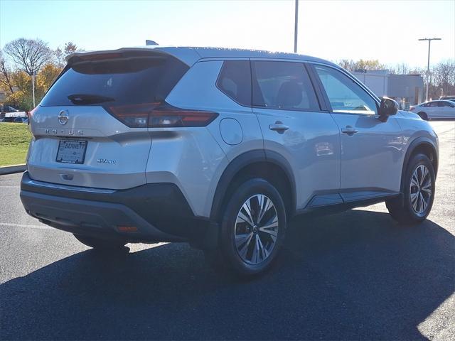 2021 nissan rogue sv
