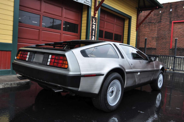 1983 delorean dmc-12 5024 miles silver no data 5 speed