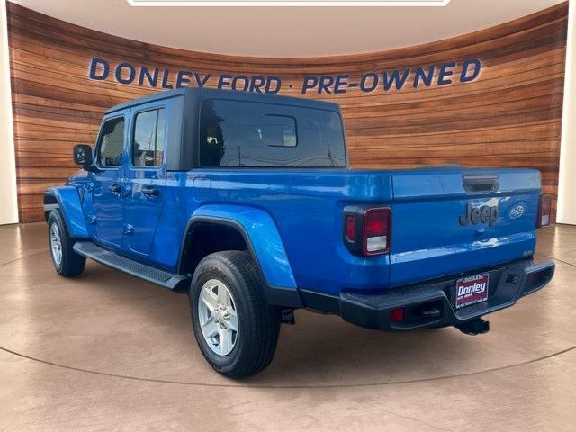 2022 jeep gladiator sport