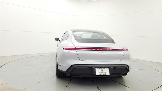 2023 porsche taycan base