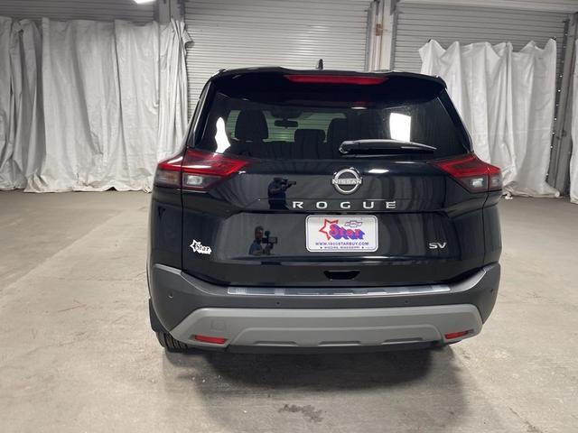 2023 nissan rogue sv
