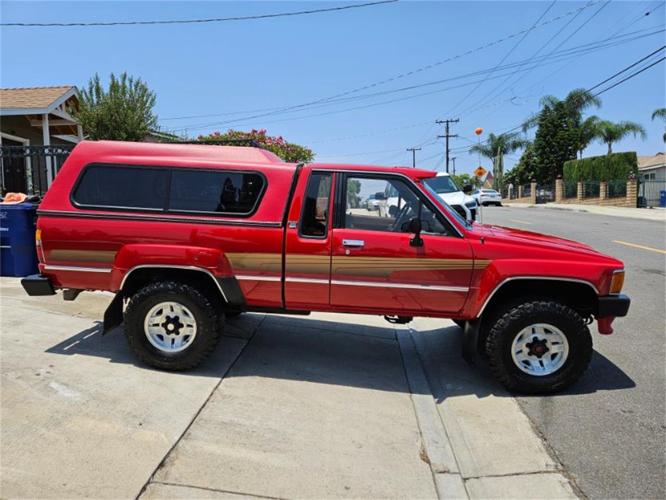 1986 toyota pickup in hobart, indiana