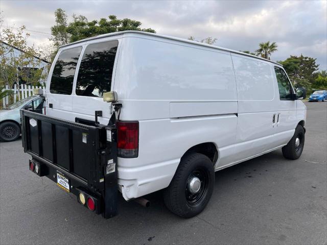 2006 ford e150 base