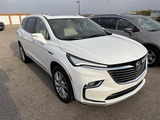 2023 buick enclave essence