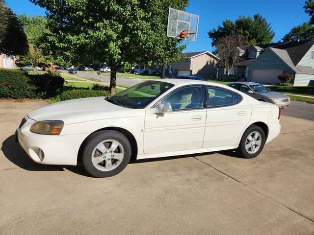 2008 pontiac grand prix base