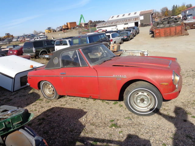 1969 datsun 2000 fairlady roadster project with parts car