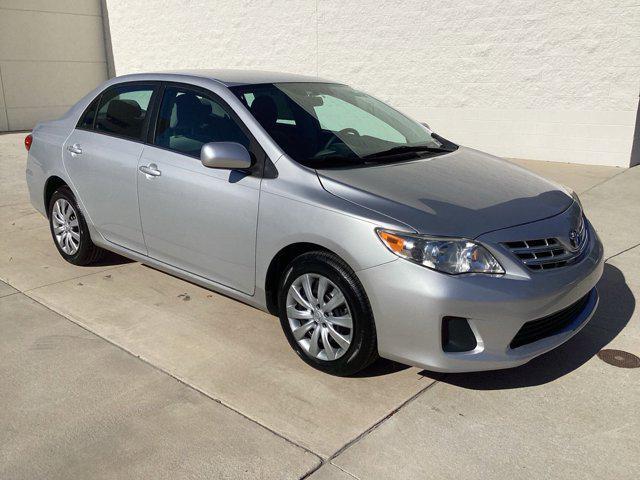 2013 toyota corolla le