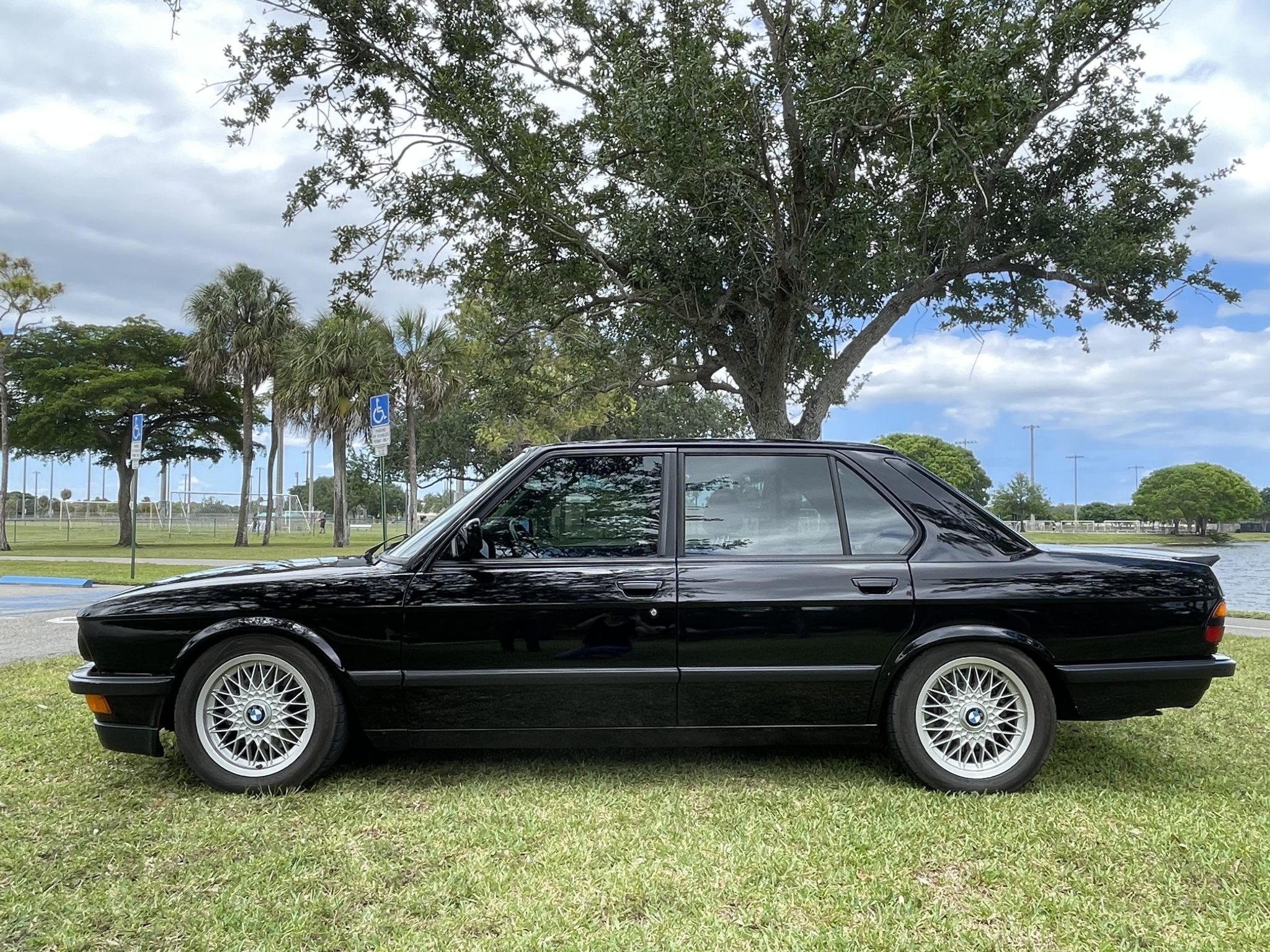 1988 bmw m5