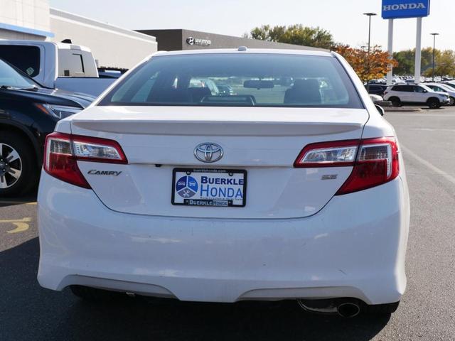 2014 toyota camry se