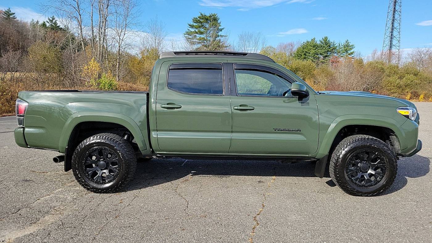 2021 toyota tacoma