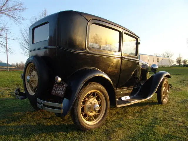 no reserve! model a old museum piece with lots of extras! stored indoors decades