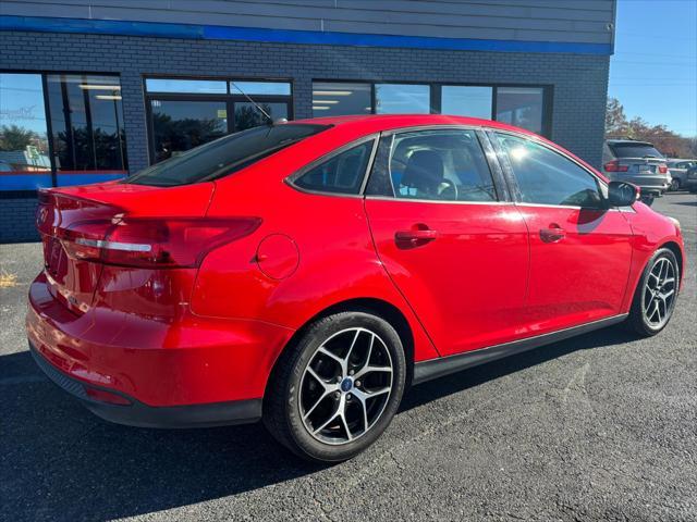 2017 ford focus sel