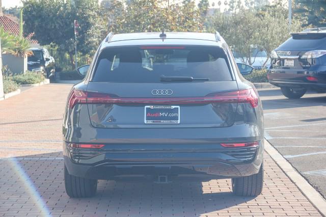 2024 audi q8 e-tron premium plus