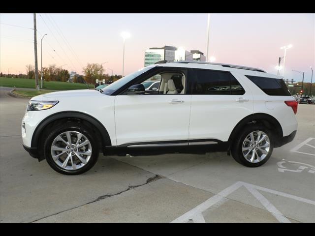 2022 ford explorer platinum