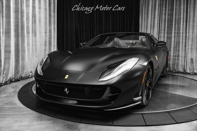 2022 ferrari 812 gts only 1700 miles factory matte paint lift carbon driver zone + led hugh msrp