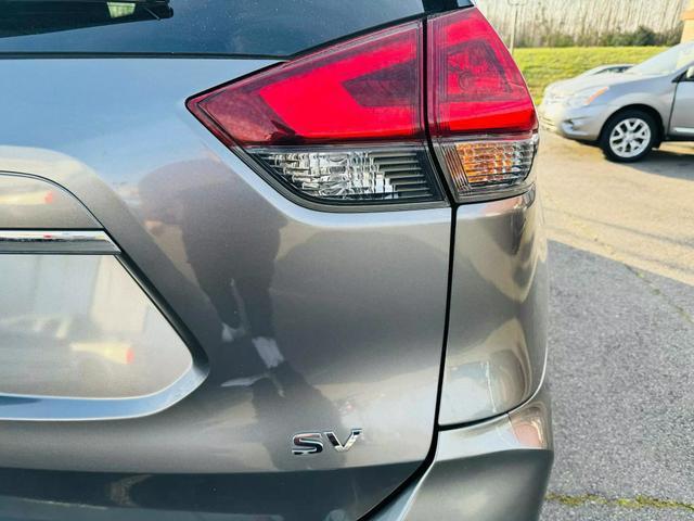 2018 nissan rogue sv
