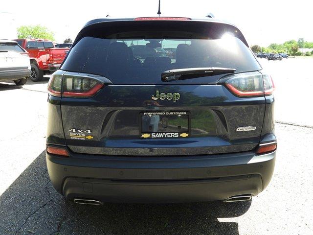 2021 jeep cherokee latitude lux