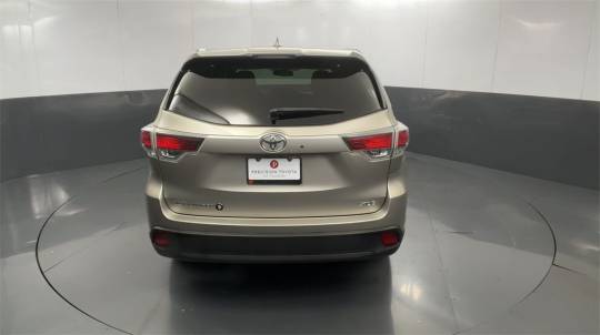 2016 Toyota Highlander