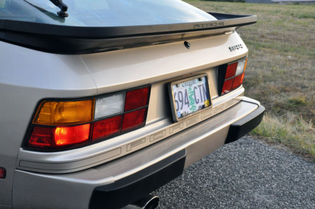 1985.5 porsche 944 - low miles - great condition - no reserve