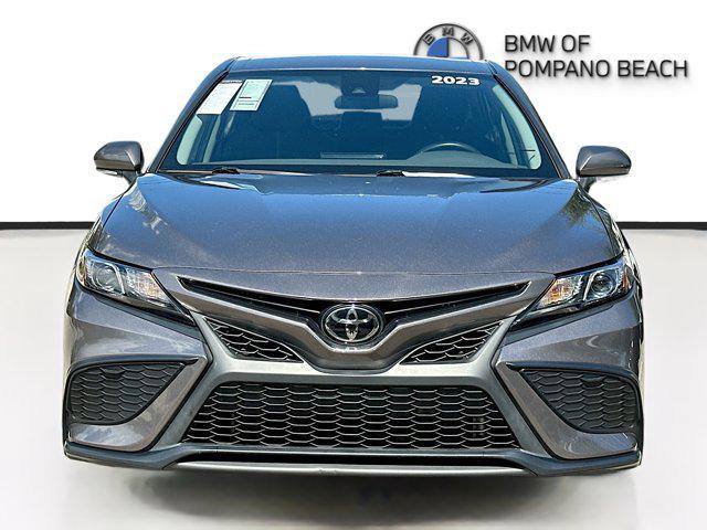 2023 toyota camry se