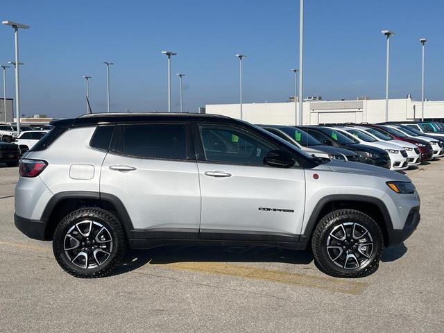 2024 jeep compass trailhawk