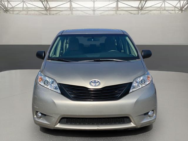 2015 toyota sienna l