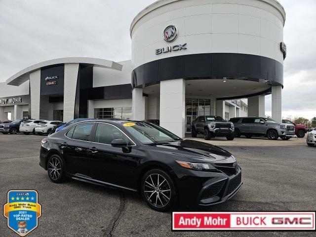 2021 toyota camry se