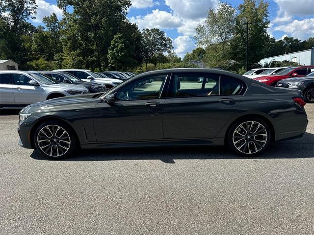 2022 bmw 740 i
