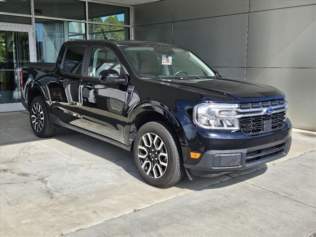 2022 ford maverick lariat