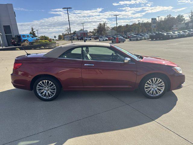 2012 chrysler 200 limited