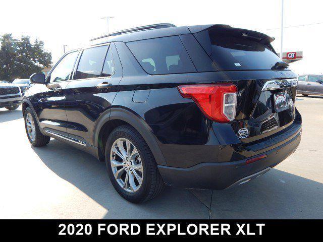 2020 ford explorer xlt