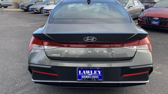 2024 Hyundai Elantra