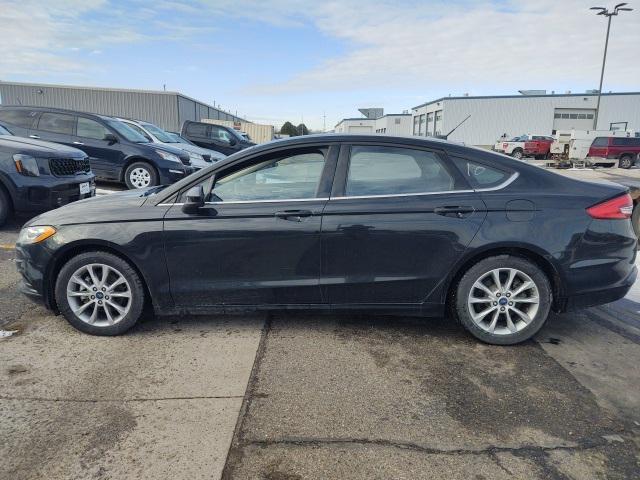 2017 ford fusion se
