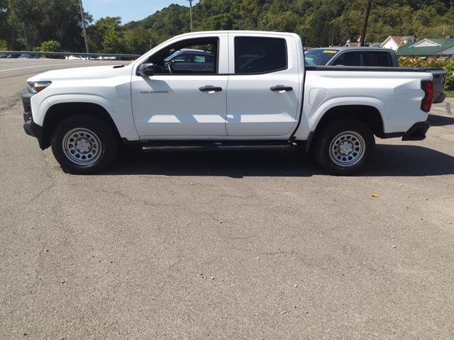 2023 chevrolet colorado wt