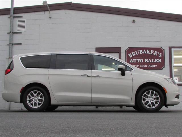 2017 chrysler pacifica touring