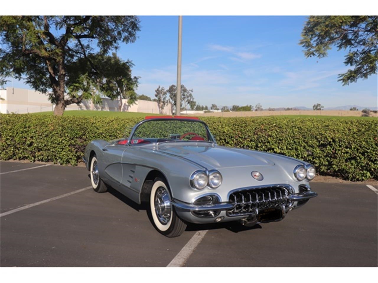 1960 chevrolet corvette