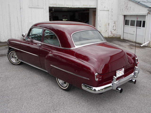 gorgeous mild custom 1952 chevy sedan street rod, w/350, a/c, auto, (video)