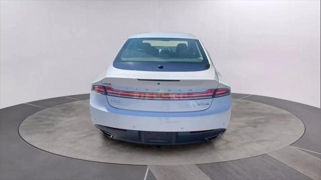 2016 lincoln mkz base
